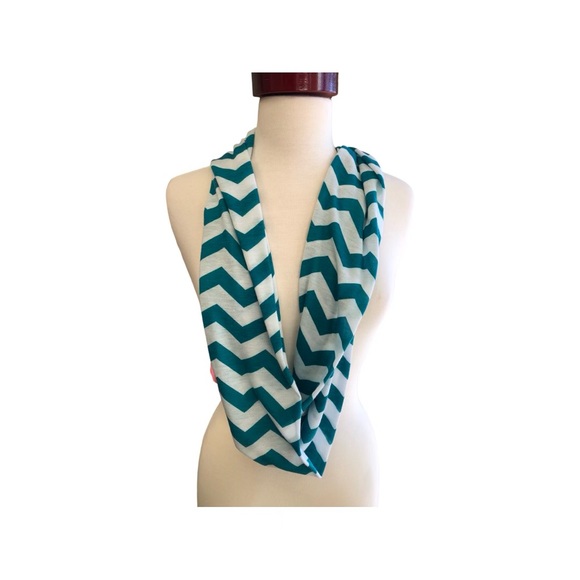 Infinity Scarf - Picture 2 of 2